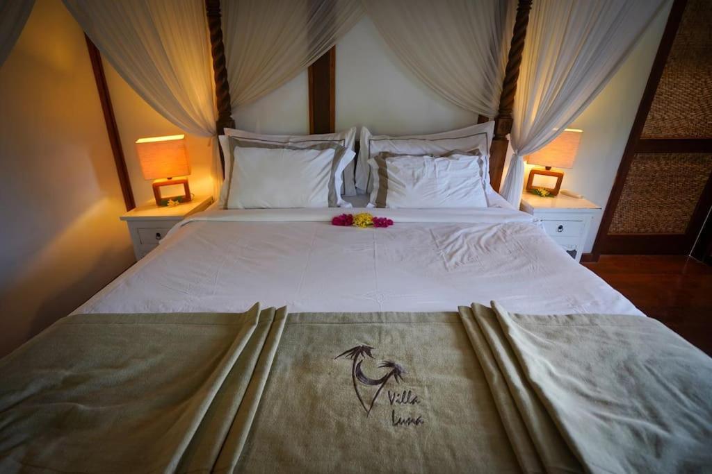 Villa Luna Sunset Beach Gili Trawangan Exterior foto