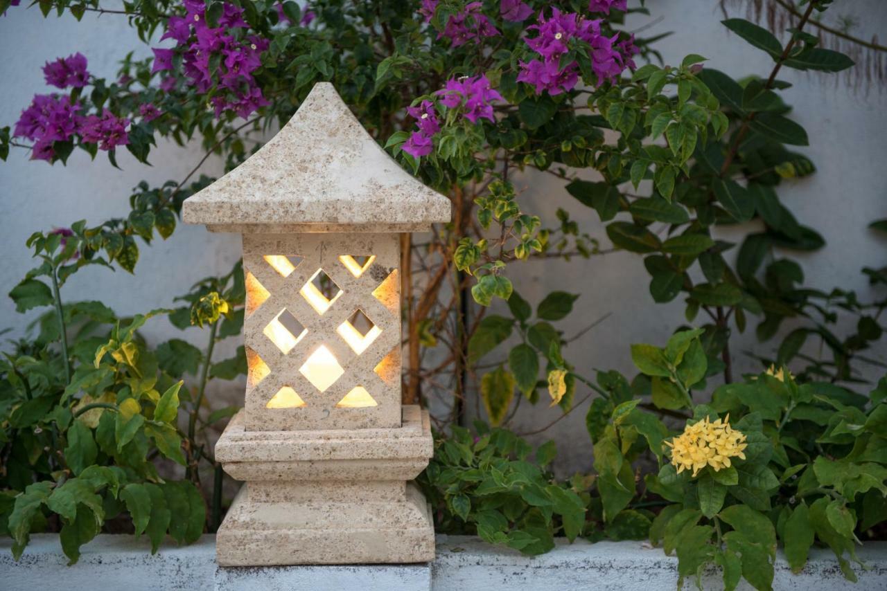 Villa Luna Sunset Beach Gili Trawangan Exterior foto